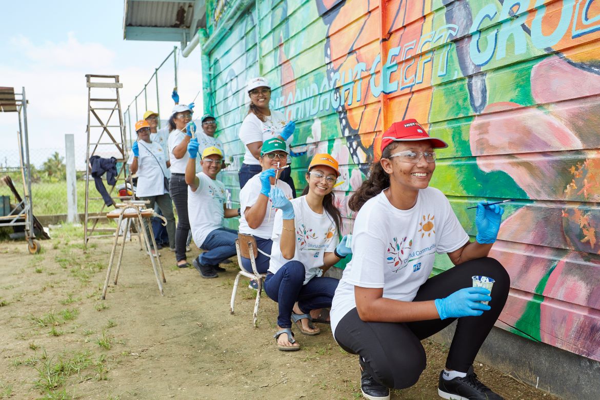 PPG Volunteers to Beautify 25 Schools.jpg