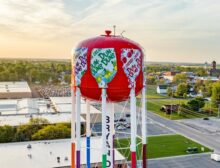 Image of the Dum-Dum water tank in Bryan, Ohio