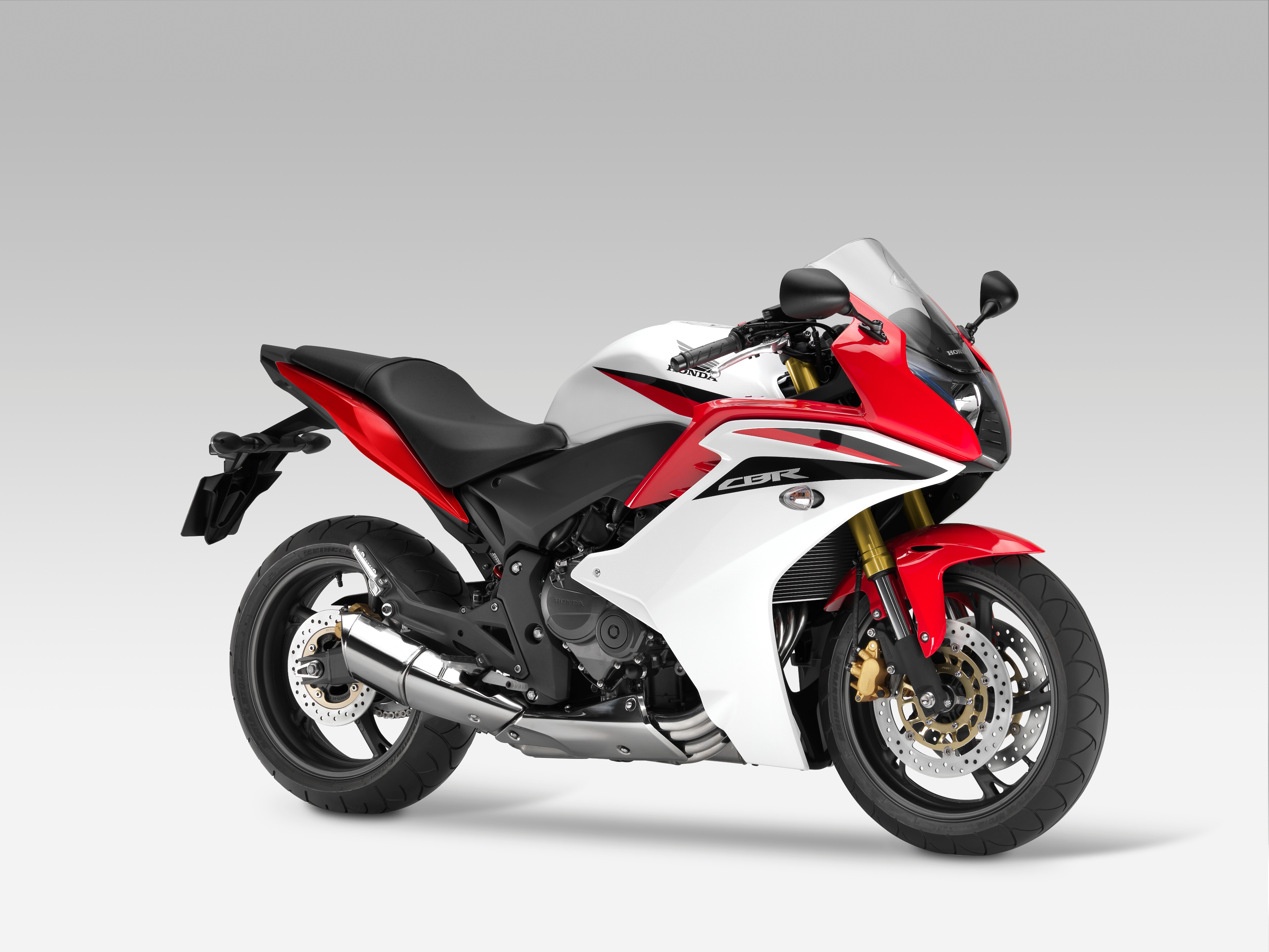 Хонда 600. Honda CBR 600f. Honda cbr600f 2012. Honda CBR 600 2013. Мотоцикл Honda CBR 600.